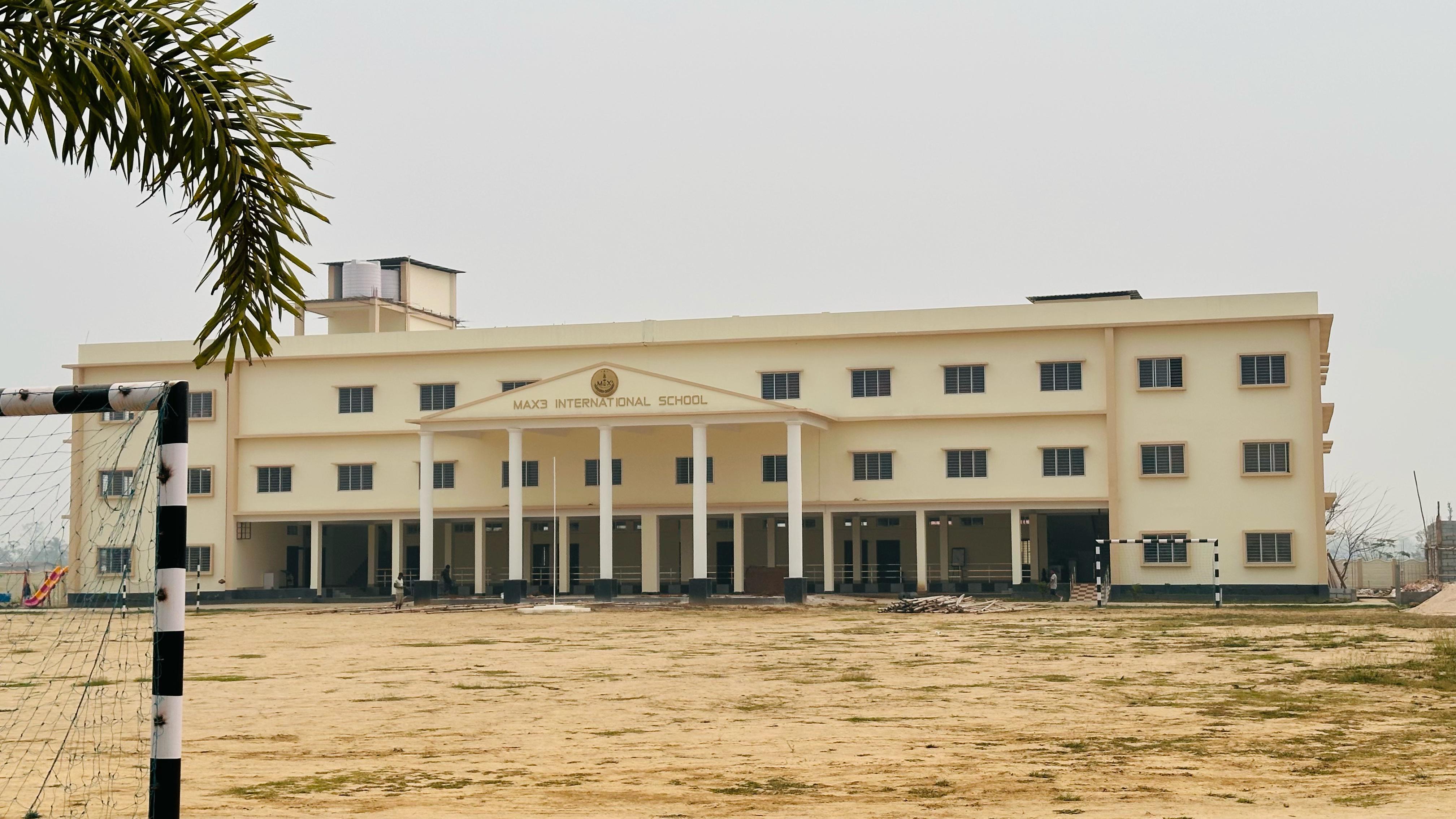 Max3 School Image 2